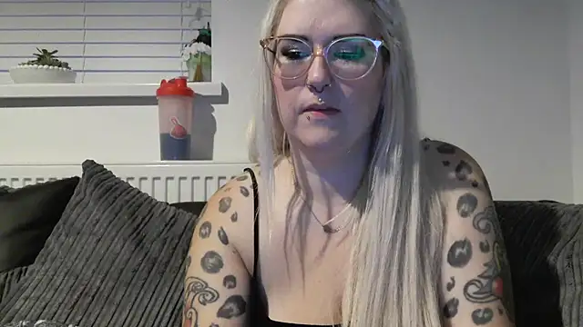 Sizzling_Indie36