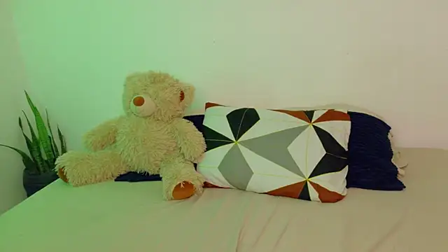 nudesketch1 - Nudesketch1's free webcam - UK Sex Cams