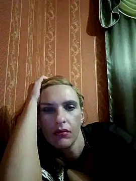 LaraDiva7799