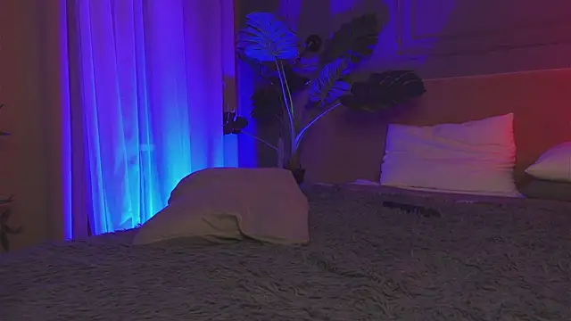 Liv_Fay