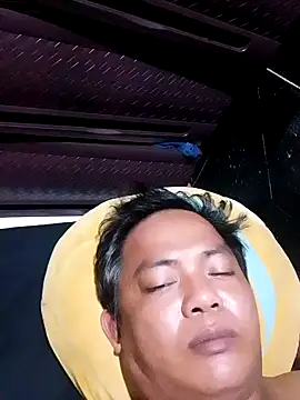 WildSuckerBabe live cam screenshot male from Philippines on SexOnline.top – Live Cams, Videos, GIFs & Chat