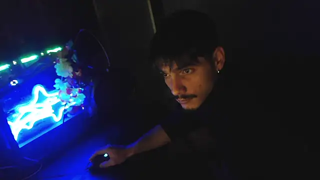 badboyi1997 - Badboyi1997's free webcam - UK Sex Cams