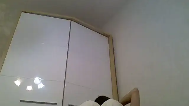 avenique - Avenique's free webcam - UK Sex Cams