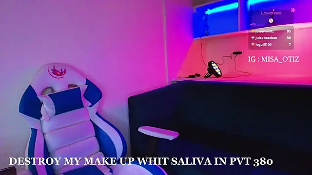 Melissa_Adamsx