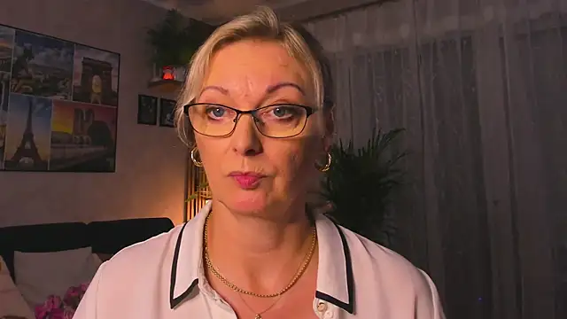 vanessa_chat