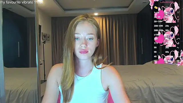 Hot_Mia_