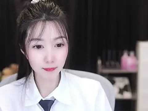 Nuyoah-77