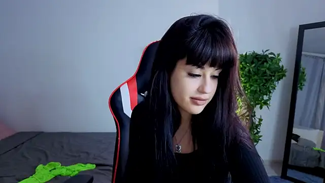 Erika_peach