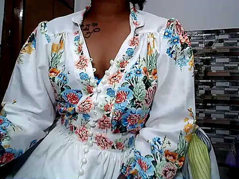 HOT_AARVI11