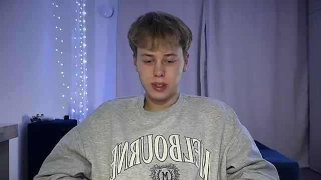 _bee_boy_ - _bee_boy_'s free webcam - UK Sex Cams