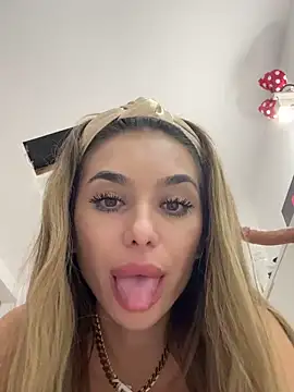  KaseyQuinn_ chat room