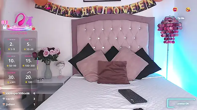 amelieandace - AmelieAndAce's free webcam - UK Sex Cams
