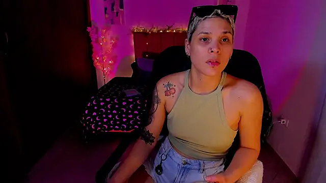 Charlee_pink