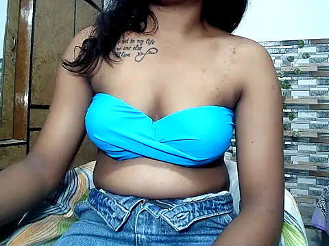 HOT_AARVI11
