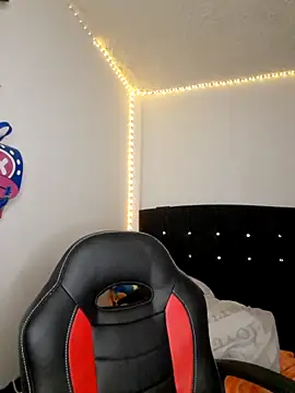 -Miaa_