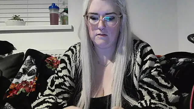 Sizzling_Indie36