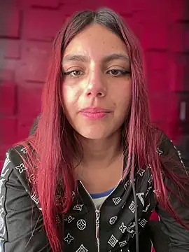 Emily-teen