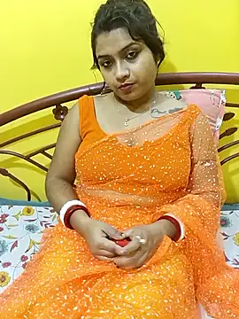 Naughty-Chaaya from StripChat is Freechat