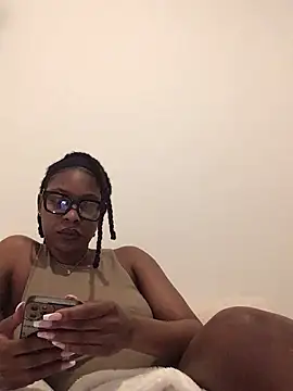 CurvyGoddessXxx