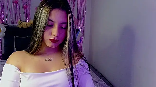  Lia_14_ chat room