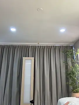 LIAH_IZUMI