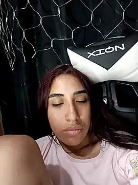 ifeelverywet_andhot