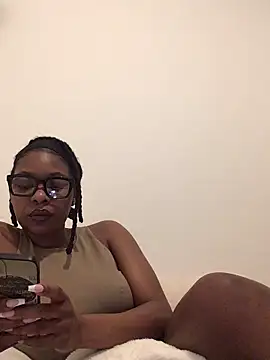 CurvyGoddessXxx