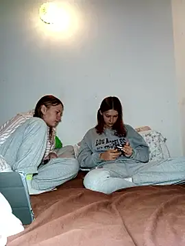 ella_grays