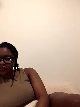 CurvyGoddessXxx