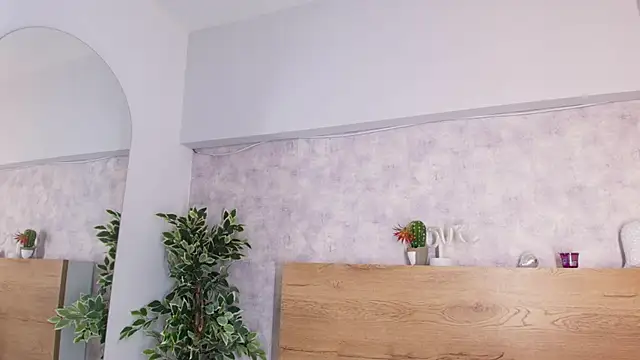 sara__jones_gh