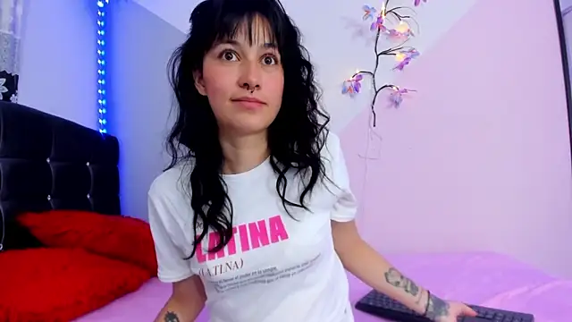 camcrush__ - Camcrush__'s free webcam - UK Sex Cams