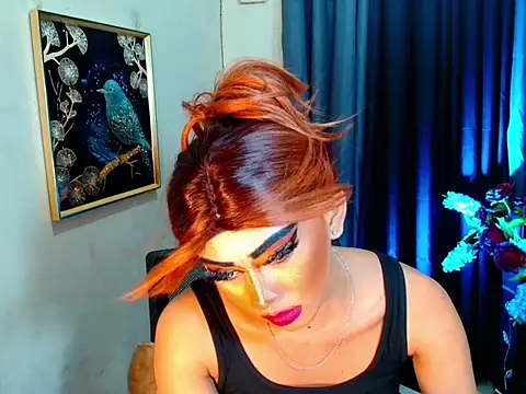 HOLLYWOOD_QUEEN_88