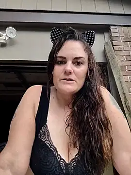brattyintellectalpha - BrattyIntellectAlpha's free webcam