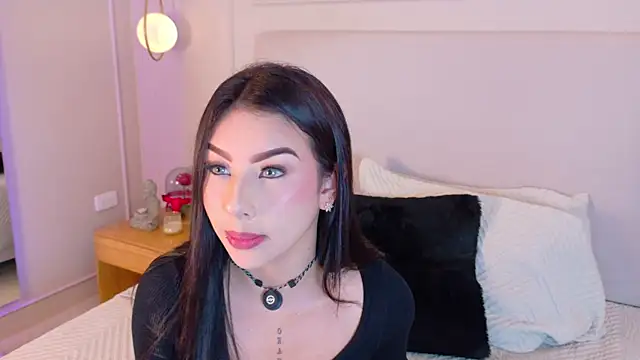 OlayaCooper
