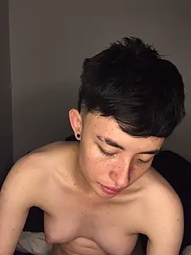 nico_18x - Nico_18x's free webcam - UK Sex Cams