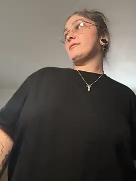 Alix_Valentine