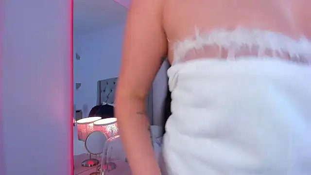 mariana_baez - Mariana_Baez's free webcam