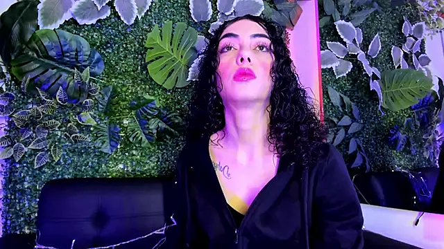CurlyWeeds