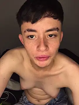 nico_18x