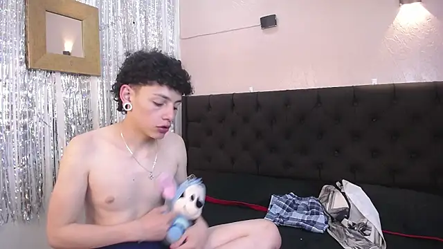 axel_rousex - Axel_rousex's free webcam - UK Sex Cams
