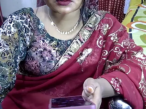 Nusrat_Faria07