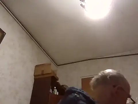 mariusica1@xh - Mariusica1@xh's free webcam - UK Sex Cams