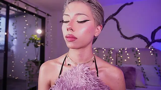 soidai_miiu - Soidai_miiu's free webcam - UK Sex Cams