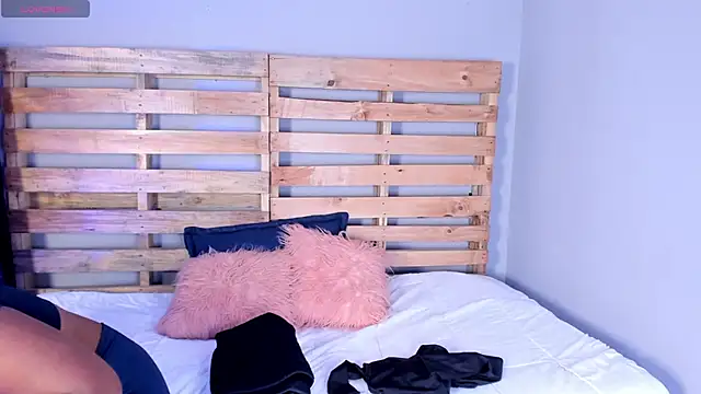 _kylie__smith_ - _kylie__smith_'s free webcam - UK Sex Cams