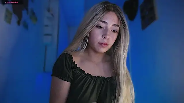 channel_blonde_a