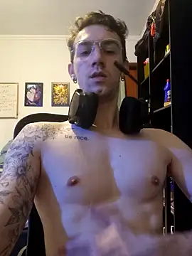 sweetgoodboy22 - SweetGoodBoy22's free webcam - UK Sex Cams