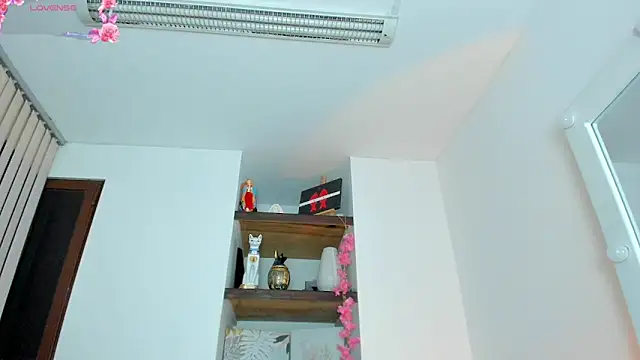 Danesacronin