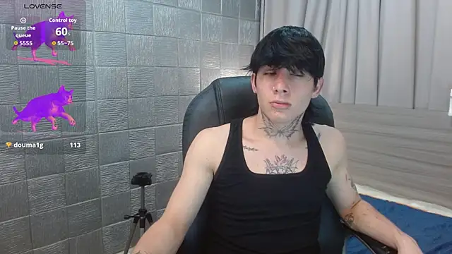 iantwink18 - Iantwink18's free webcam - UK Sex Cams