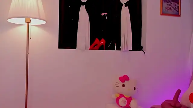 NinaVall