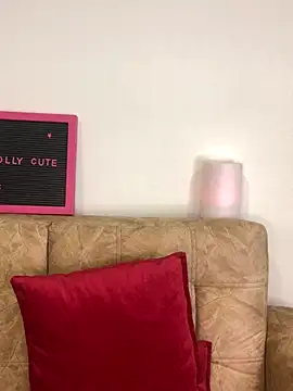 hollycute__
